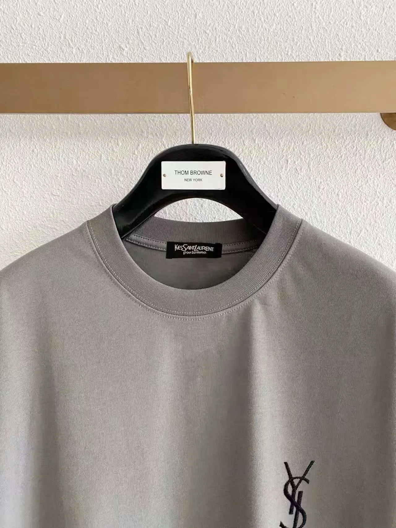 Ysl/ * logo + New Arrival ， ， ， ， T Same Style。 :Black White Blue Gray Size:S（90-130 ） M（125-140 ） L（135-160 ） XL（160-180 ） XXL（180-210 ）